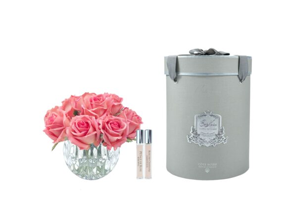 Bouquet rond de luxe - Boutons de roses pêche blanche